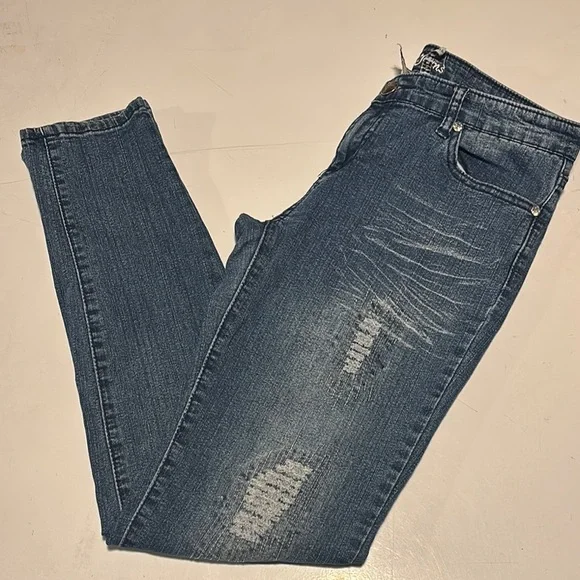 Kaba Low Rise Women's Distressed Blue Jeans - Picture 1 of 6